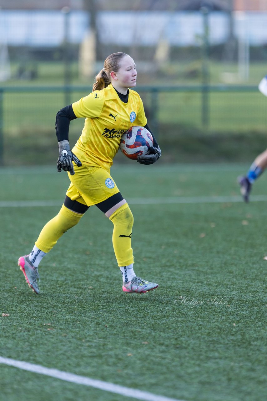 Bild 327 - wBJ Hamburger SV - Holstein Kiel : Ergebnis: 8:0